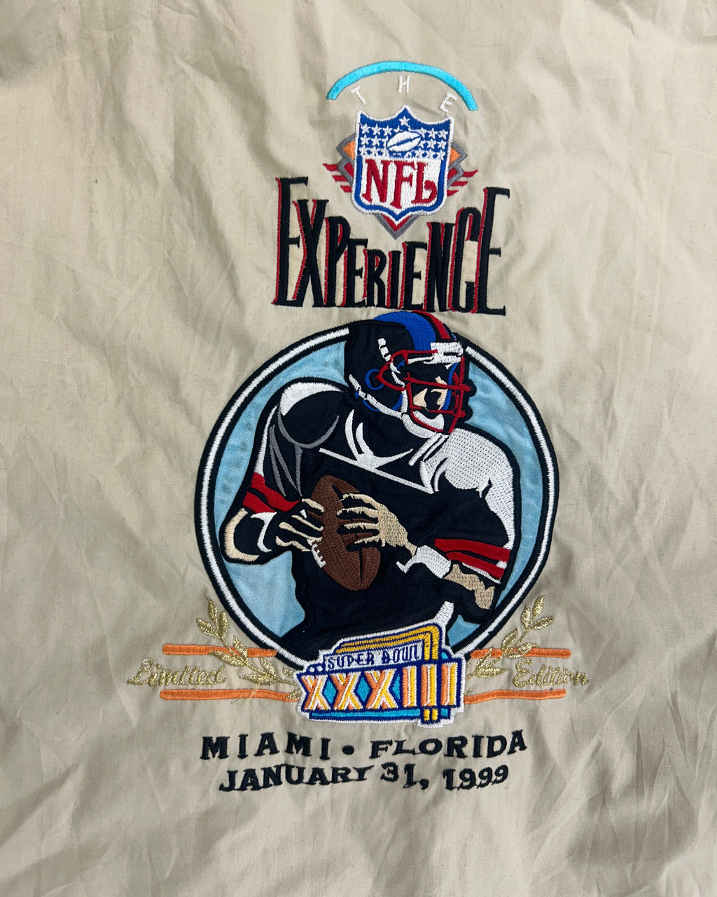 1999 NFL Experience Super Bowl XXXIII vintage windbreaker – label and material detail