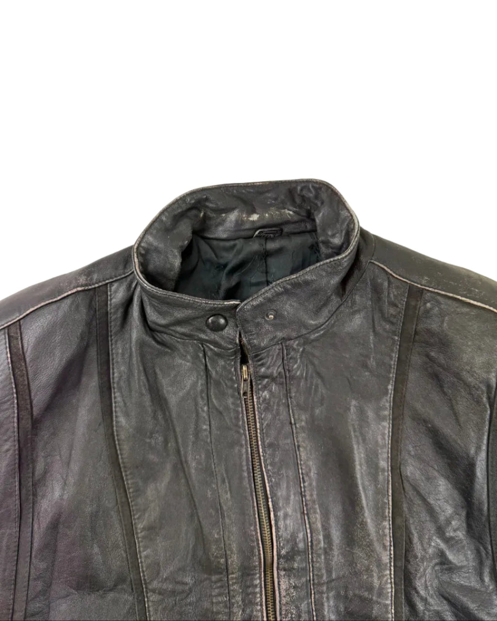 Vintage leather jacket – detail view, size 44