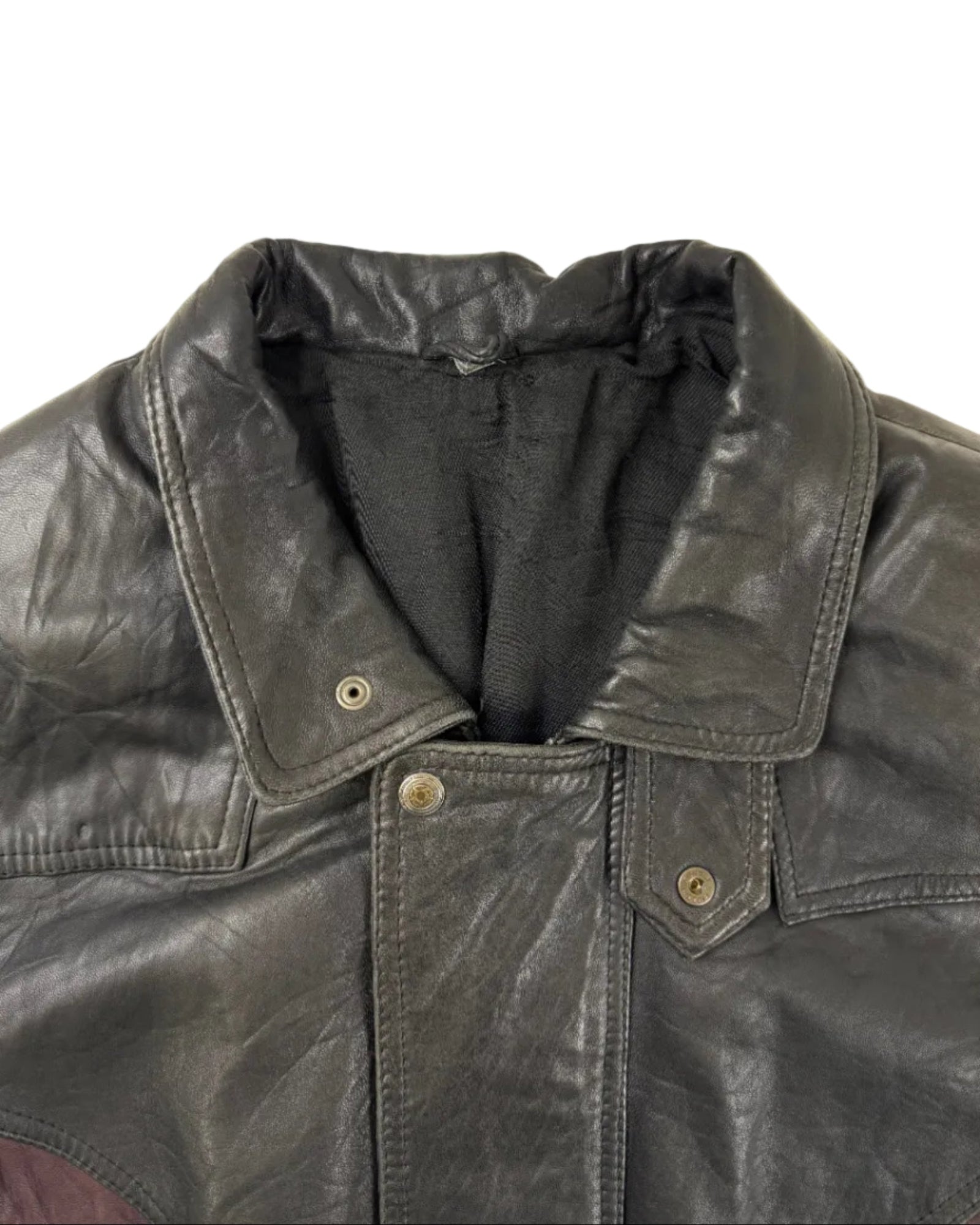 Vintage 1980s bomber leather jacket – detail view, size 50