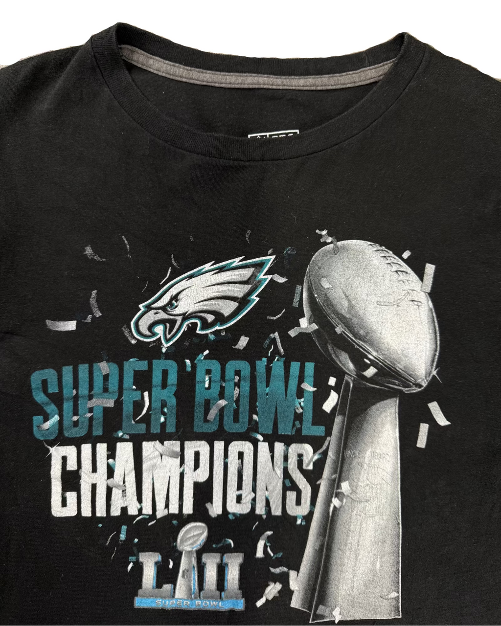 PHILADELPHIA EAGLES SUPER BOWL CHAMPIONS T-SHIRT
